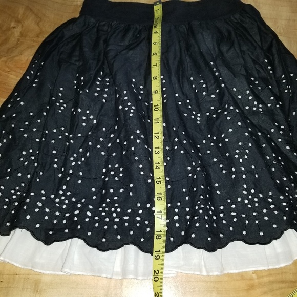 Knee length eyelet skirt - Picture 3 of 6